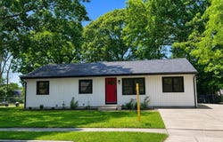 10 Franklin Dr, Somers Point, NJ 08244