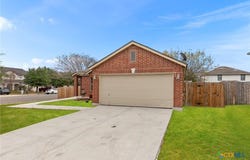 620 Waterleaf Boulevard, Kyle, TX 78640