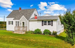 10517 Roberts Road, Sauquoit, NY 13456