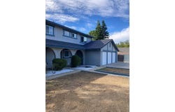 344 Elk Dr, Redding, CA 96003