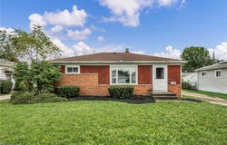 11301 Aaron Drive, Parma, OH 44130