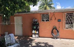 770 E 17th St, Hialeah, FL 33010
