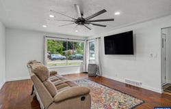 514 Juedes Av N, Keizer, OR 97303