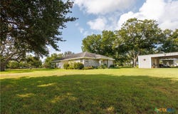 4945 FM 531, Yoakum, TX 77995