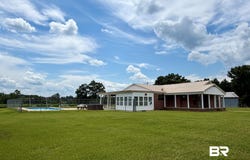 195 Cook Pond Rd, Brewton, AL 36426