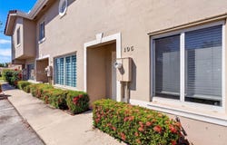 105 Riviera Cir, Weston, FL 33326