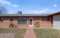 208 N Broadview, Del Rio, TX 78840
