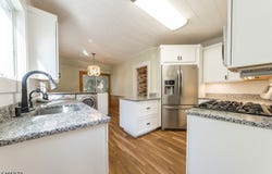 18 Halsted St, Verona Twp., NJ 07044-1214