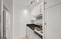 2101-17 CHESTNUT Street, PHILADELPHIA, PA 19103
