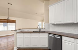 784 Sampson, Kyle, TX 78640