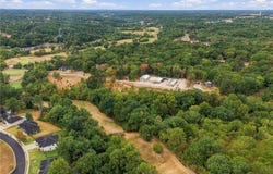 Captain Miller Boulevard, Pea Ridge, AR 72751