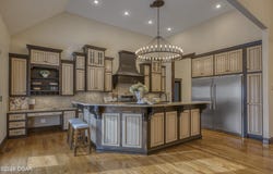10368 S Ridge Drive, Joplin, MO 64804