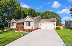 216 Temple Crossing, Arab, AL 35016