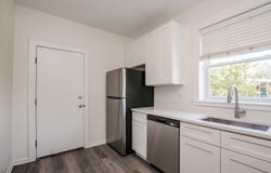 721 Reba Place, Evanston, IL 60202