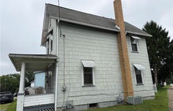 511 Oak Hill Ave, Apollo Boro, PA 15613