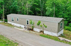 536 Stone Gate Drive, Burnside, KY 42519