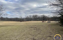 SW Moundview DR, Topeka, KS 66610