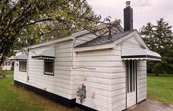 2254 E Bergin Avenue, Burton, MI 48529