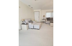 123 E Hampton Dr, Auburndale, FL 33823