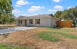 234 Ave E, Lacy Lakeview, TX 76705