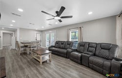 122 Rogers Street, McGregor, TX 76657