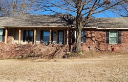 1420 Hamilton Ave, Wynne, AR 72396