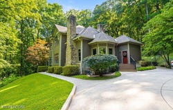 646 Hilltop Drive, Jacksboro, TN 37757