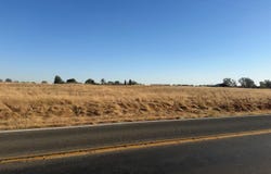 2 Avenue 21, Madera, CA 93638
