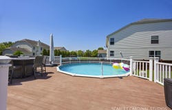 147 Linden Drive, Oswego, IL 60543