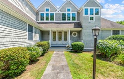 14 Glenneagle Drive, Mashpee, MA 02649