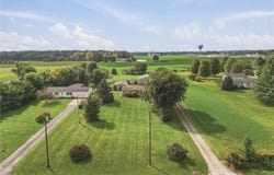 3839 E Sterling Road, Creston, OH 44217
