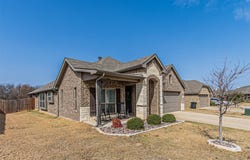 2504 Doe Run, Weatherford, TX 76087