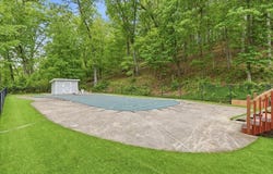 1079 Hoffman Rd, Bridgewater Twp., NJ 08807-2121