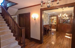 435 Far Hill Road, Wayzata, MN 55391