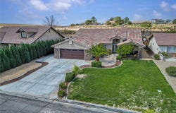 27492 Silver Lakes, Helendale, CA 92342