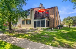 2104 Harbortown Circle, Champaign, IL 61821