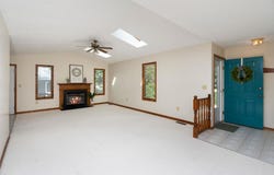 345 COOPER DR, STUARTS DRAFT, VA 24477