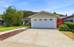 Rio Vista DR, PACIFICA, CA 94044