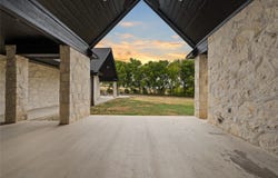 240 Royals Ranch Road, Lorena, TX 76655