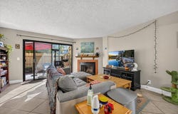 4875 N Backer Avenue, Fresno, CA 93726