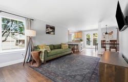 2736 NE Rainier Drive, Bend, OR 97701