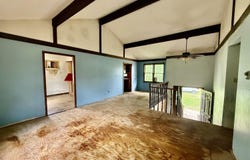 312 E Murray Street, Pleasant Hope, MO 65725