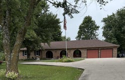 28876 Watermill Rd, Marshall, MO 65340