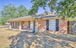 3501 Midwest Drive, Bryan, TX 77802