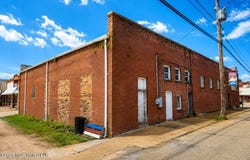 100 Main Avenue, Magee, MS 39111