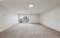 960 Shorepoint Ct, Alameda, CA 94501
