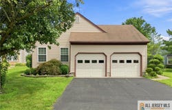 181 Concordia Circle, Monroe, NJ 08831