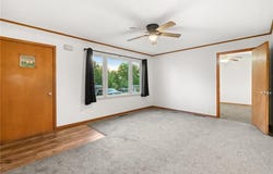 807 S Willow Street, Gallatin, MO 64640