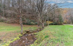 5107 Boiling Springs Rd., MURPHY, NC 28906