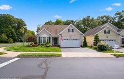 38 Marlow Drive, Jackson, NJ 08527